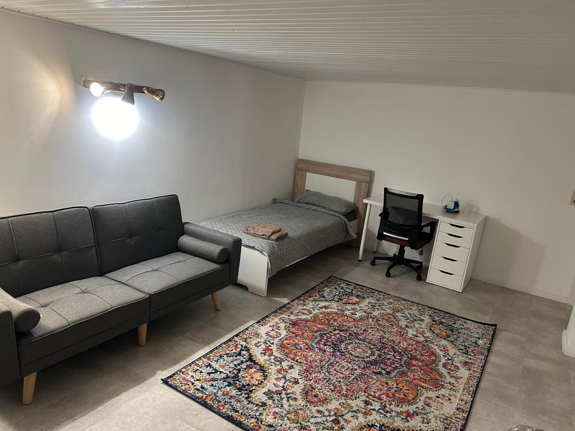 Souterrain Wohnung In Der Naehe Vom Duesseldorfer Flughafen Ratingen Ngoại thất bức ảnh